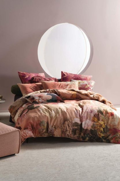 An Image of 'Floraine' Botanical Duvet Cover Set