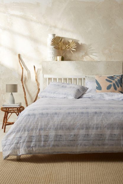 An Image of Tadeo Indigo Ink Double Duvet Set