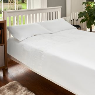 An Image of The Willow Manor Easy Care Percale King Duvet Set Ruched Panel - White
