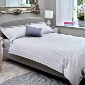 An Image of The Willow Manor Egyptian Cotton Sateen 300 Thread Count Double Duvet Set Woven Stripe - Pearl Grey