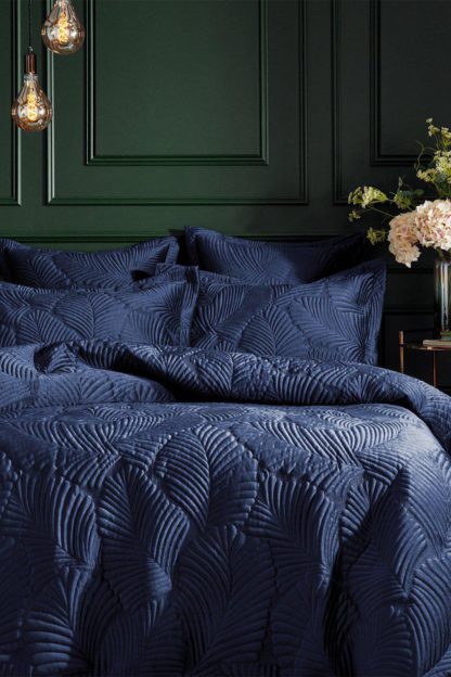 An Image of 'Palmeria' Quilted Velvet Duvet Cover Set