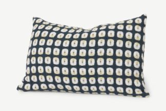 An Image of Klara Lambswool Blend Cushion, 35 x 50 cm, Navy