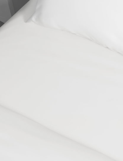 6a898346369d2434073f939e6f9a4fc45b24faf6e565ffa2192aaae884b7ed4d-1.jpg An Image of M&S Pure Cotton 300 Thread Count Deep Fitted Sheet