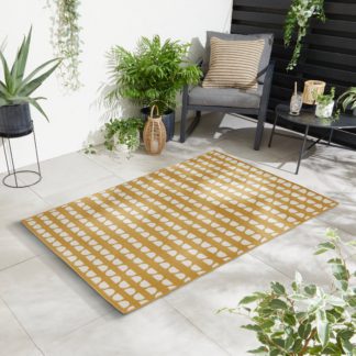 An Image of Elements Coastal Indoor Outdoor Rug Yellow/White