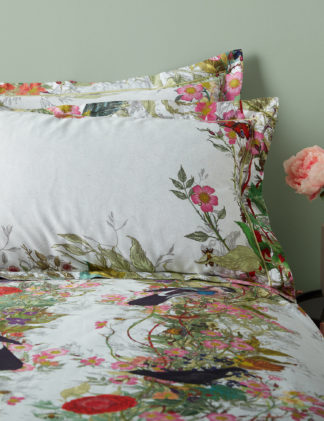 An Image of Timorous Beasties Pure Cotton Fruit Looters Bedding Set