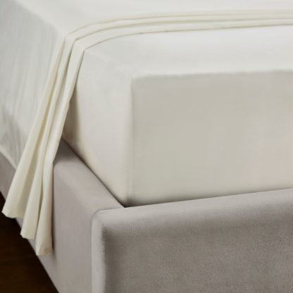 An Image of Dorma Tencel Fitted Sheet White