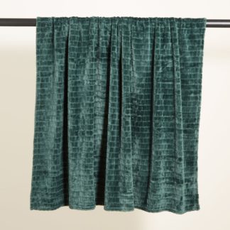 An Image of Embossed 130cm x 180cm Throw Green