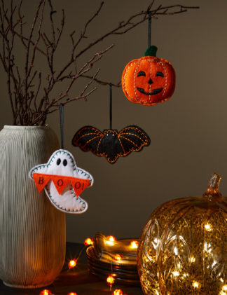 An Image of M&S 3 Pack Halloween Felt Hanging Decorations