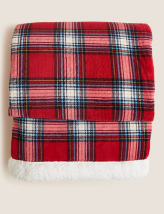 An Image of M&S Fleece Checked Large Throw