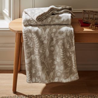 An Image of Printed Fleece Fox and Hare Throw 130x160 Natural Natural