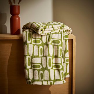 An Image of Printed Fleece Elements 130x160cm Throw Olive Olive
