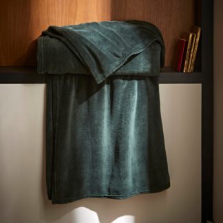 An Image of Soft Fleece 190cm x 190cm Throw Olive