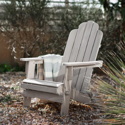 An Image of Rimini Lounge Chair Natural