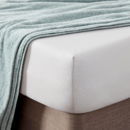 An Image of Plain Dye 28cm Fitted Sheet Sage