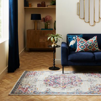 An Image of Bright Traditional Rug Blue