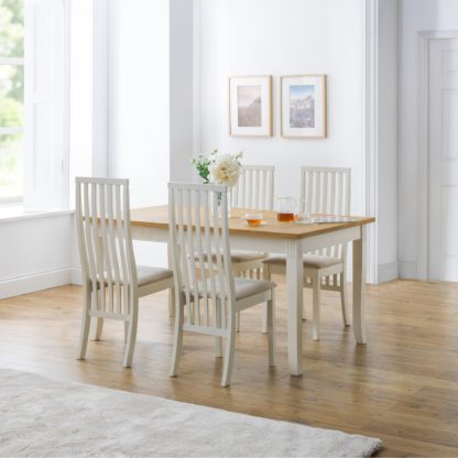 446269f93747982abca718279f4e4f188ccde939d0188f0484b7bb41e0e2eceb.jpg An Image of Davenport Extendable Dining Table with 4 Vermont Chairs Ivory