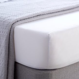 An Image of Super Soft Mibcrofibre 28cm Fitted Sheet White