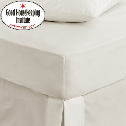 90de005497726095207f049a63f26882c04d08be16715f2c7644a10a2f16ea1e.jpg An Image of Non Iron Plain Fitted Sheet Blue