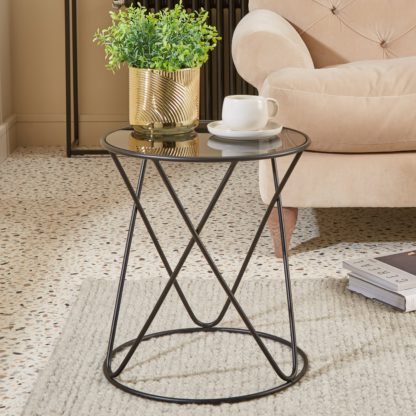 An Image of Yolanda Side Table Black Black