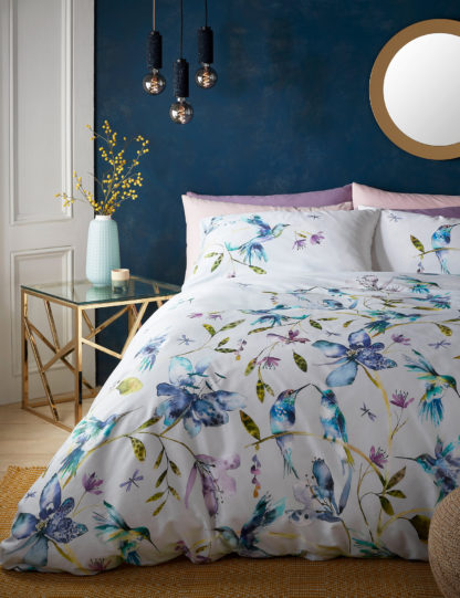 An Image of Voyage Maison Pure Cotton Sateen Tafuna Bedding Set