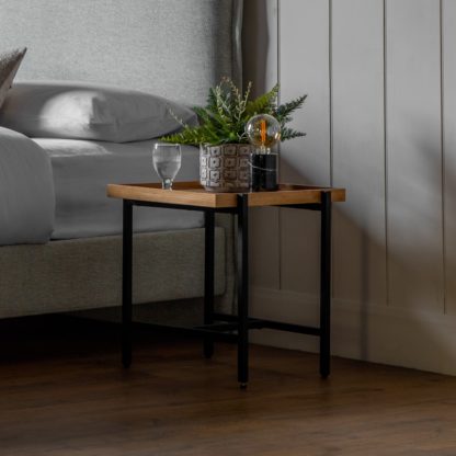 An Image of Newark Side Table, Light Wood Light Wood