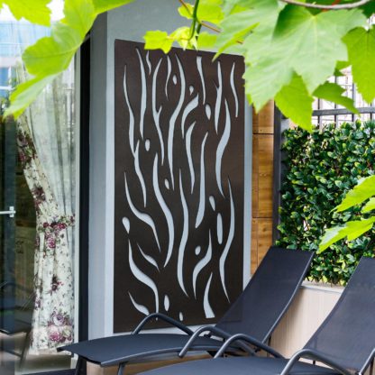 An Image of Amarelle Extra Large Metal Flame Design Decorative Garden Screen - 180 x 90cm