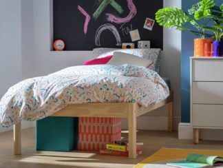 An Image of Habitat Odin Single Platform Bed Frame - Pine