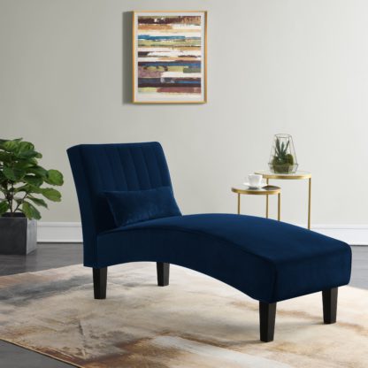 An Image of Bella Velvet Chaise Longue Midnight (Blue)