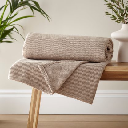 8a8a126beff3d23bd08d970f673b25b373a5c3aa1eea85301d3345018a583bf7.jpg An Image of Ashley 130cm x 180cm Throw Fern