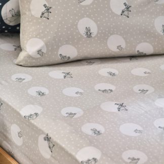 An Image of Peter Rabbit Spot Me Natural Fitted Sheet Natural