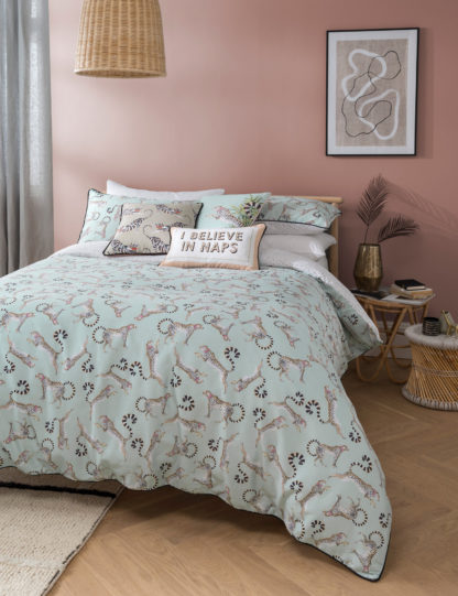 An Image of Yvonne Ellen Pure Cotton Sateen Cheeky Cheetah Bedding Set