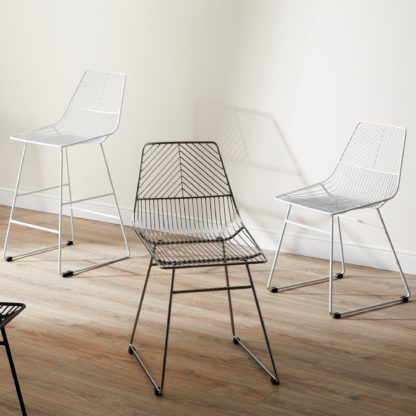 472489be488cfa49d528261eb103dbc4f7cf74d43457e307d71c1fee267fc2e2.jpg An Image of Siena Set of 2 Self Assembly Dining Chairs Black