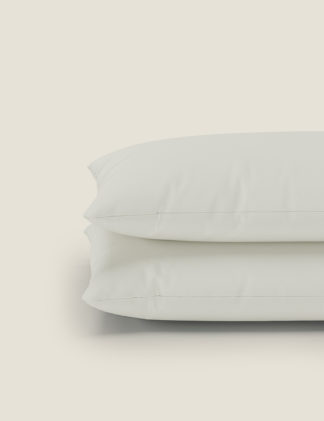 An Image of M&S 2 Pack Cotton Rich Percale Pillowcases