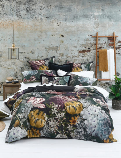 An Image of Mm Linen Sateen Julia Bedding Set