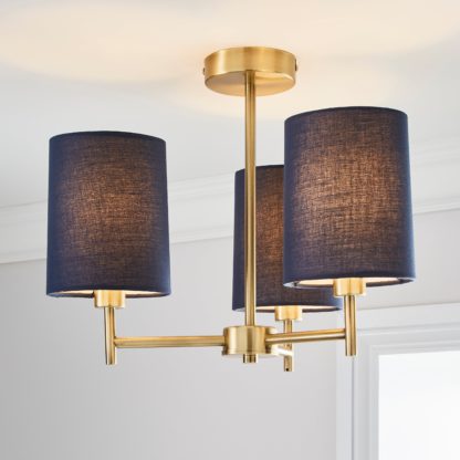 bd9755e92ff0491cca5698b74dca814a5b3f3b29472837ae73fa37291544b18d.jpg An Image of Prescot 3 Light Ceiling Fitting White