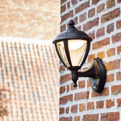 88c0586a436950d76164f734348d590b9d441d6467d516a10edc337c1b440479.jpg An Image of Lutec Unite LED PIR Outdoor Wall Light - Black