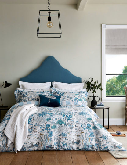 An Image of Sanderson Pure Cotton Sateen Crane & Frog Duvet Cover