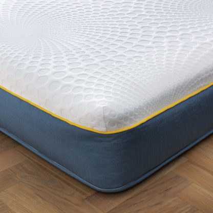 An Image of Argos Home Hybrid 900 Kingsize Mattress