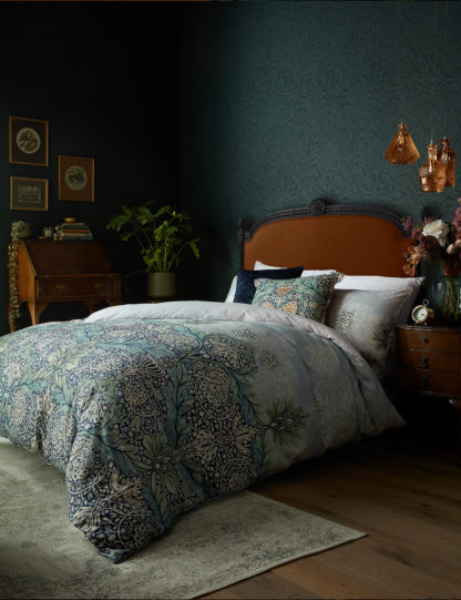 An Image of William Morris Pure Cotton Avon Chintz Bedding Set