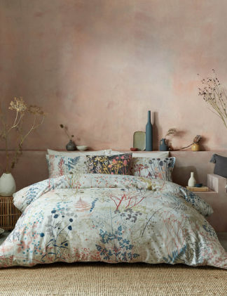 An Image of Clarissa Hulse Pure Cotton Sateen Serendipity Bedding Set