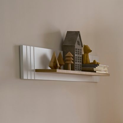 b7fb10680b8080d125ac520e6c3a5cd87972340d9d5aa5fbc3c2474aec329400.jpg An Image of CuddleCo Rafi Shelf White