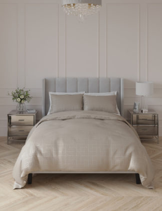 An Image of M&S Pure Cotton Jacquard Bedding Set