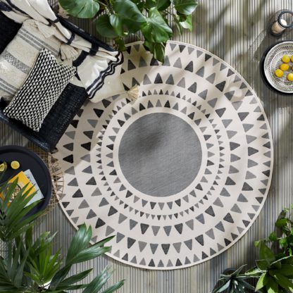 An Image of Shadow Rays Geometric Indoor Outdoor Circle Rug Grey