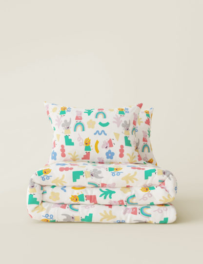 c168dc91f0b762b26655cbd01a4293d362a83753e461ac09de95caa5b49fa3df.jpg An Image of M&S Peppa Pig™ Cotton Blend Bedding Set