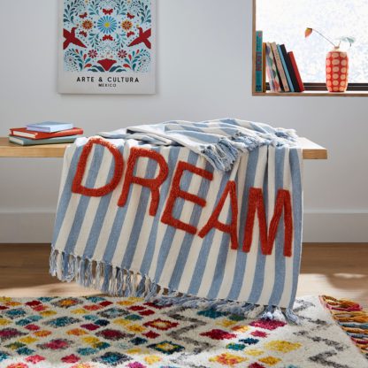 02730bce611ba8d27ced489444fb43aa06e804bca7c885a709cd012043868a09.jpg An Image of Tufted Dream Throw MultiColoured