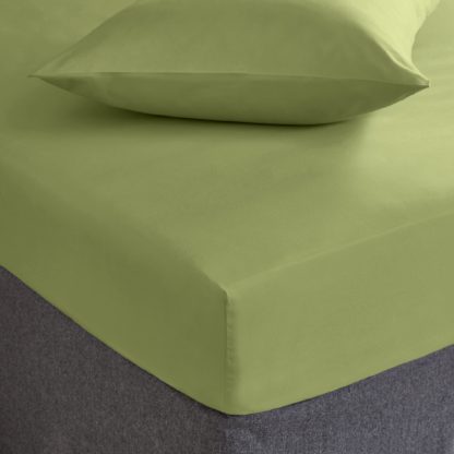 An Image of Soft & Easycare 28cm Fitted Sheet White