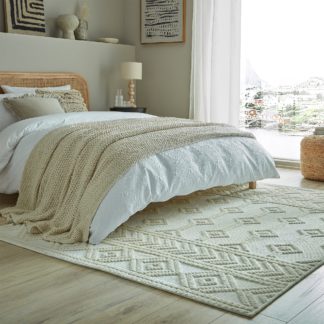 An Image of Shyla Washable Rug Cream