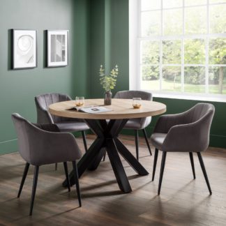 An Image of Berwick Round Dining Table with 4 Hobart Chairs Oak