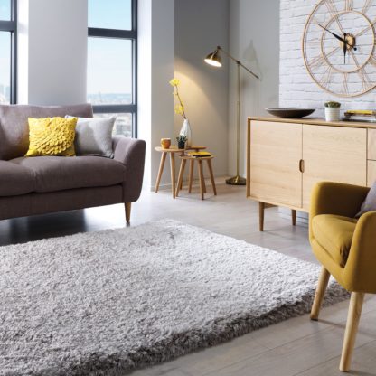 04f3c110b892e3298b72e5cc2f6a7e237a340f7dc191c6ad79496e3d8a853669.jpg An Image of Jewel Shaggy Rug Brown