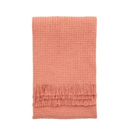 An Image of Kilbar Waffle Blush Throw Blush (Pink)